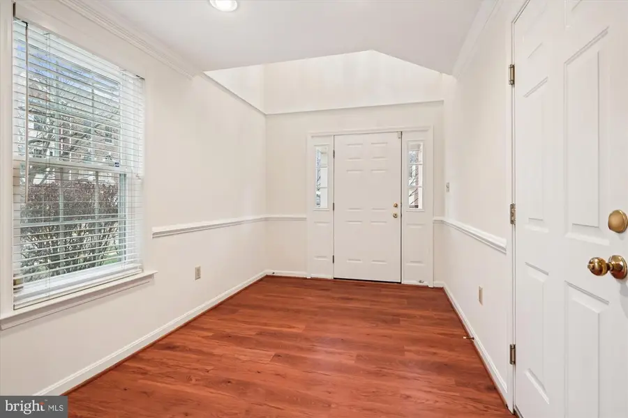 4100 Kentmere Sq, Fairfax, VA 22030 - Image #3