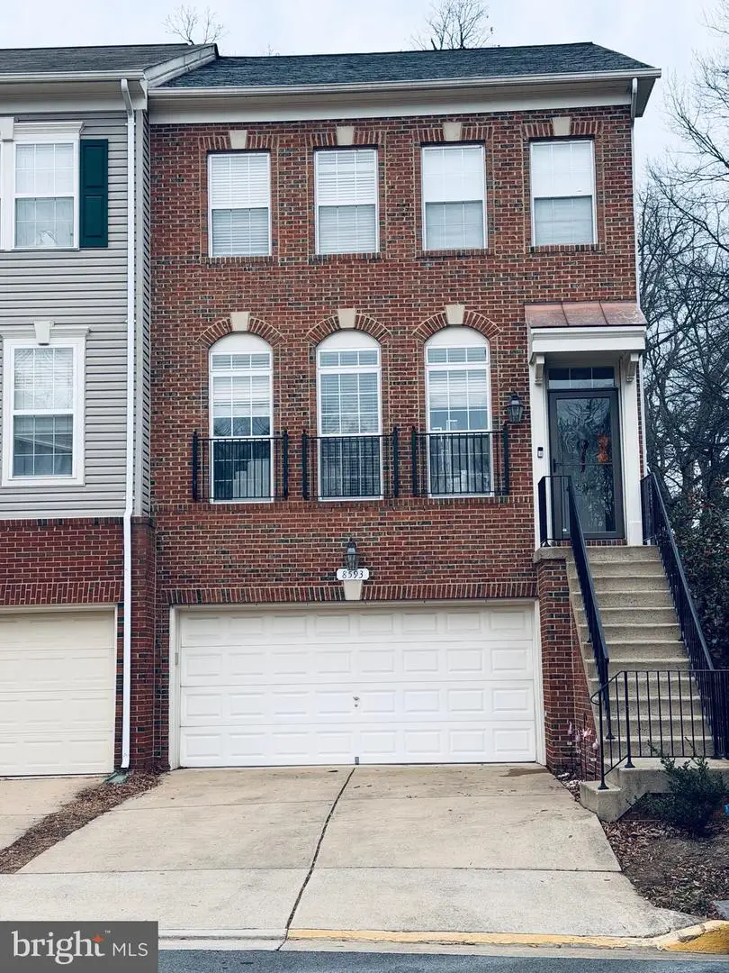 8593 Wyngate Manor Ct, Alexandria, VA 22309 - Image #3