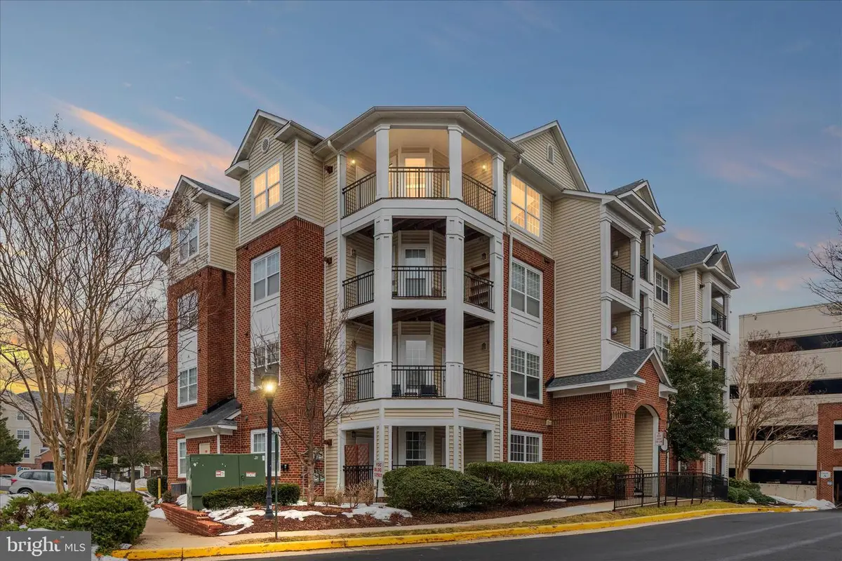 12933 Centre Park Cir #406, Herndon, VA 20171 - #1
