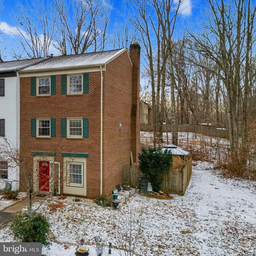14839 Maidstone Ct, Centreville, VA 20120 - Image #2