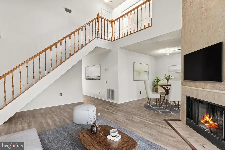 3903 Golf Tee Ct #301, Fairfax, VA 22033 - Image #3