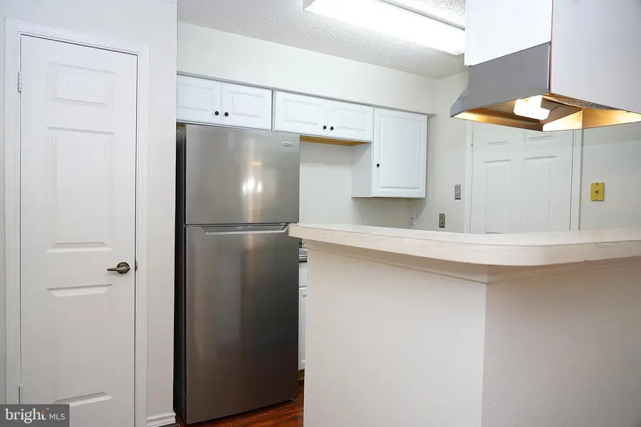 1532 Lincoln Way #203, McLean, VA 22102 - #2