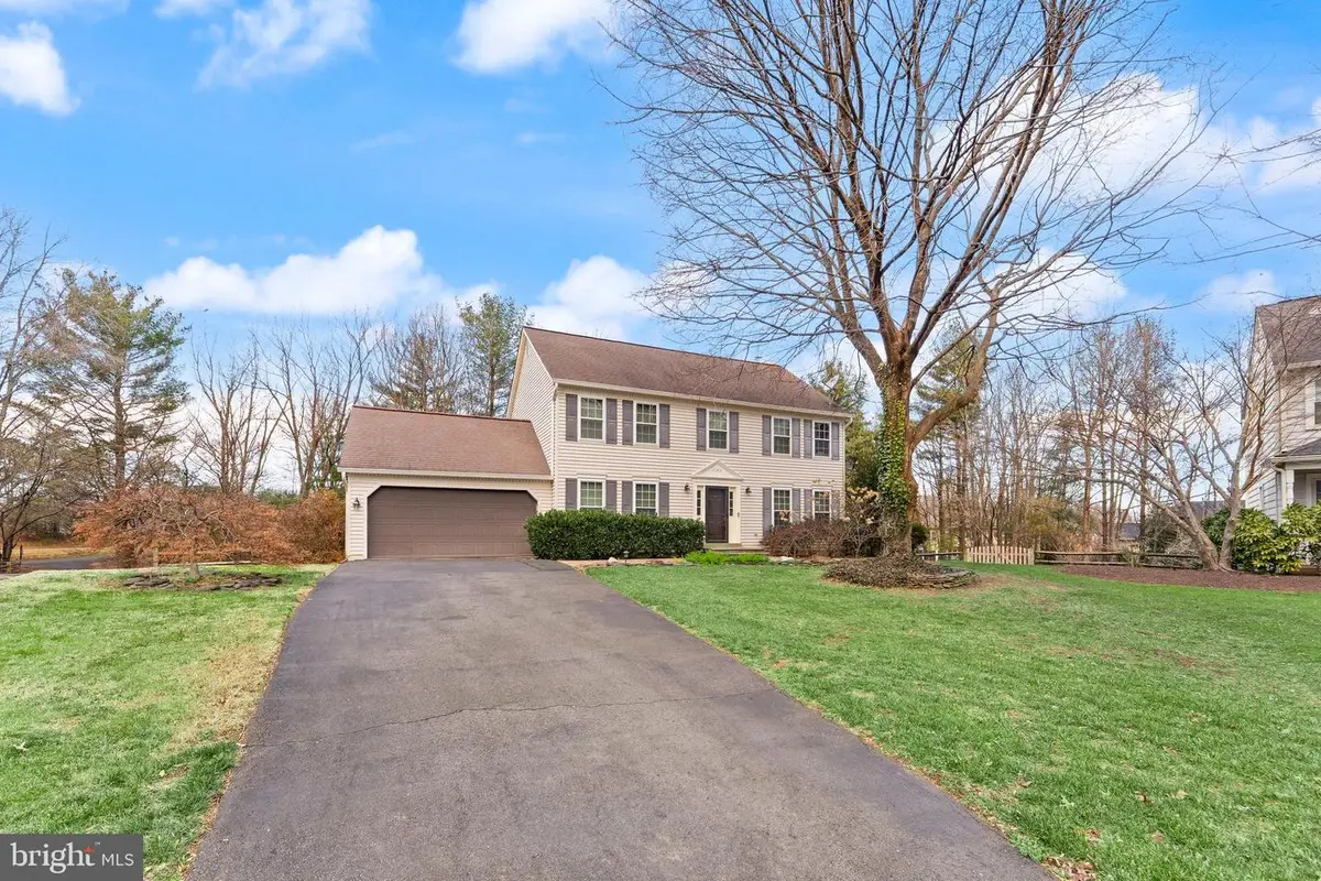 11212 Bradbury Ln, Reston, VA 20194 - Image #1