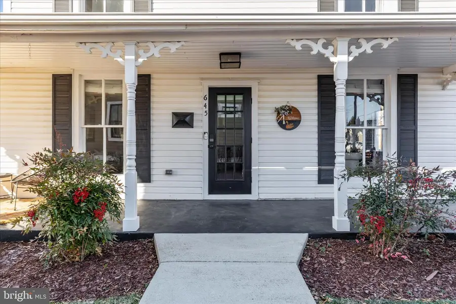 645 Jefferson St, Herndon, VA 20170 - #3