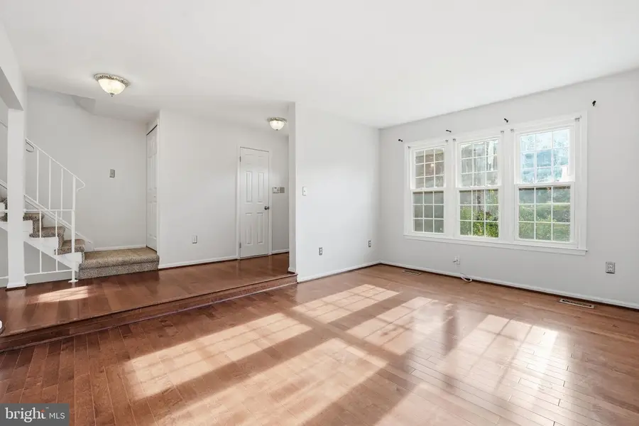 7900 Forest Path Way, Springfield, VA 22153 - Image #3