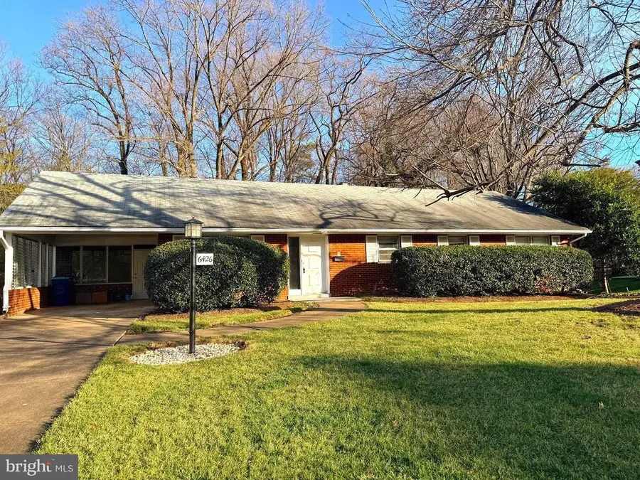 6426 Noble Dr, McLean, VA 22101 - Image #3