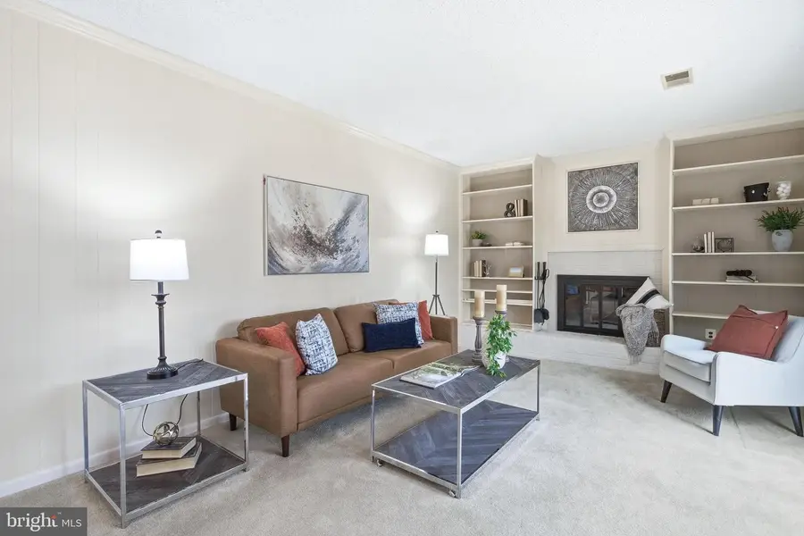 5062 Queens Wood Dr, Burke, VA 22015 - Image #3