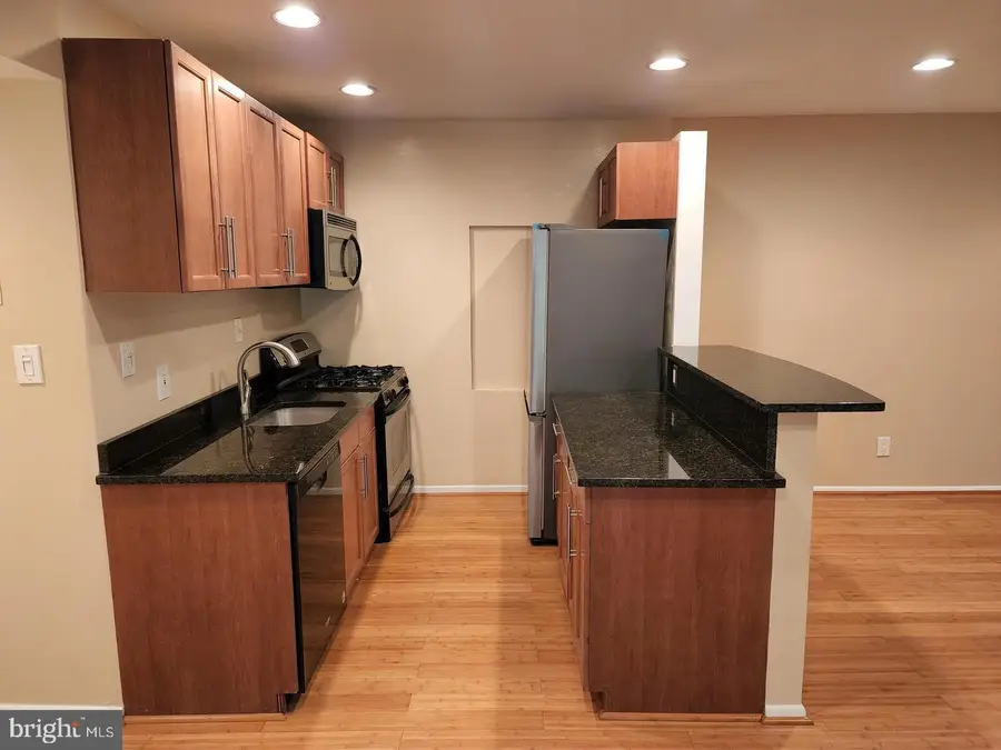 7723 Donnybrook Ct #105, Annandale, VA 22003 - Image #3