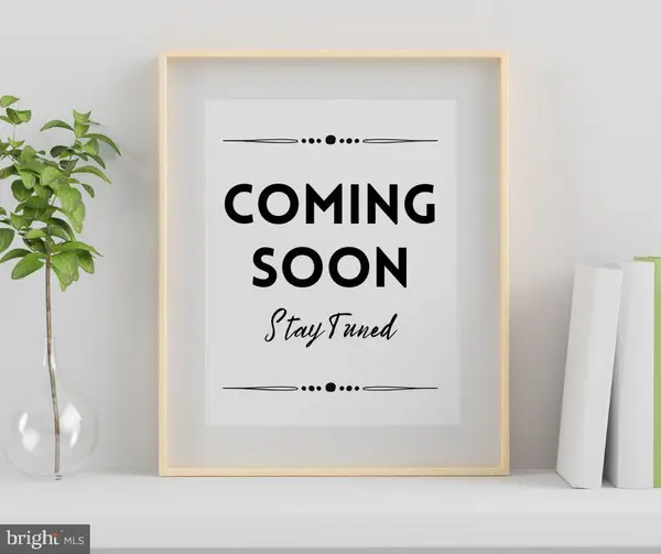 5237 Ridgeview Retreat Dr, CHANTILLY, VA 20151