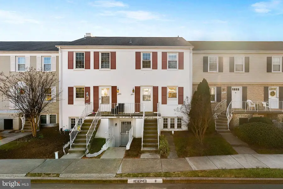 14411 Turin Ln, Centreville, VA 20121 - Image #2