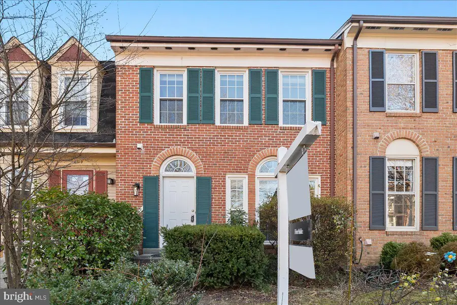 6121 Wellington Commons Dr, Alexandria, VA 22310 - Image #2