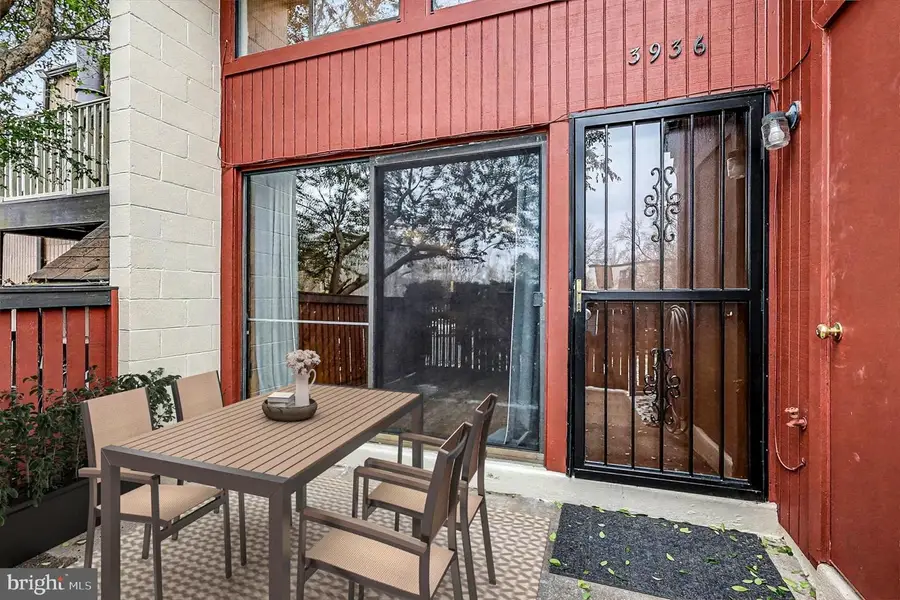 3936 Woodhue Pl #21, Alexandria, VA 22309 - Image #2