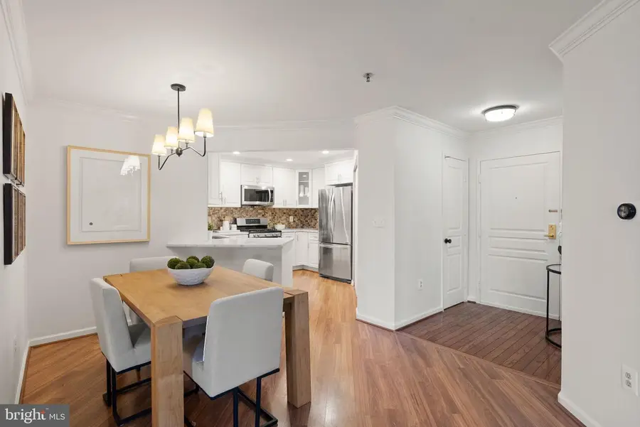 5565 Seminary Rd #209, Falls Church, VA 22041 - Image #2