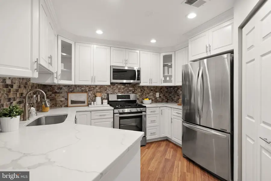 5565 Seminary Rd #209, Falls Church, VA 22041 - Image #3