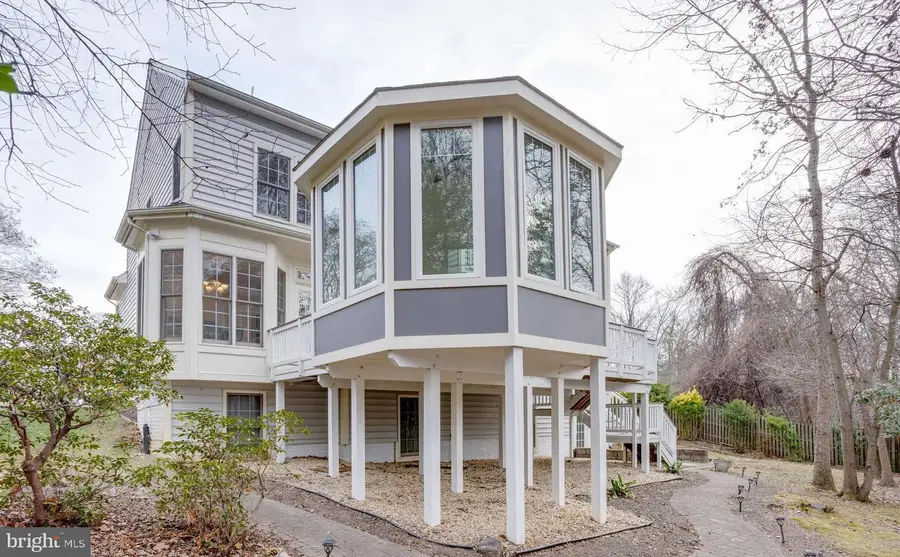 10214 Glen Chase Ct, Fairfax, VA 22032 - Image #3