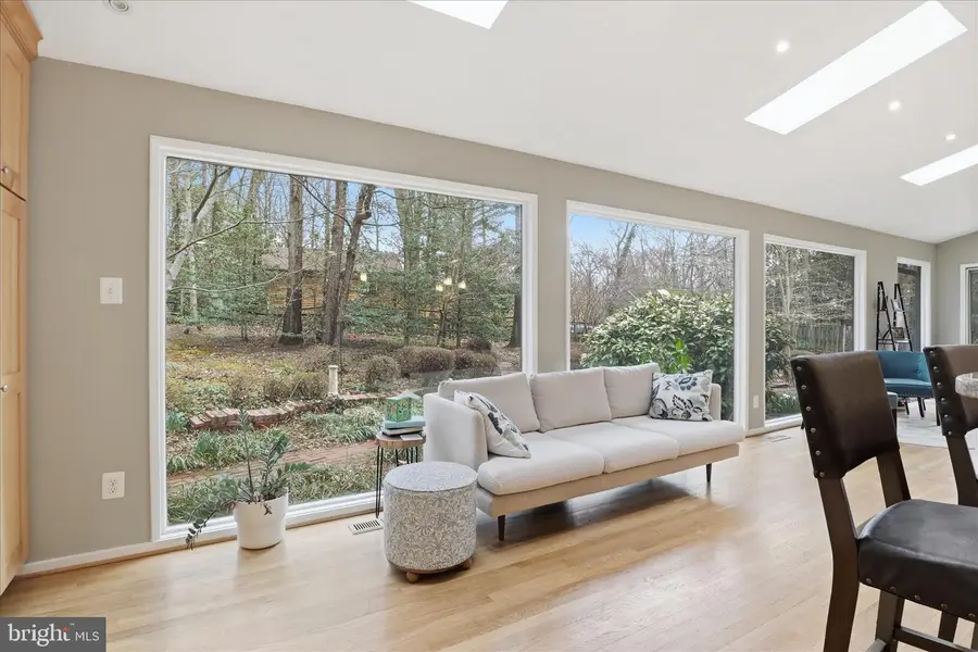 4205 Elizabeth Ln, Annandale, VA 22003 - #2