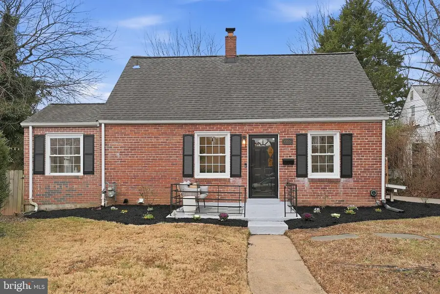 7209 Tyler Ave, Falls Church, VA 22042 - Image #2