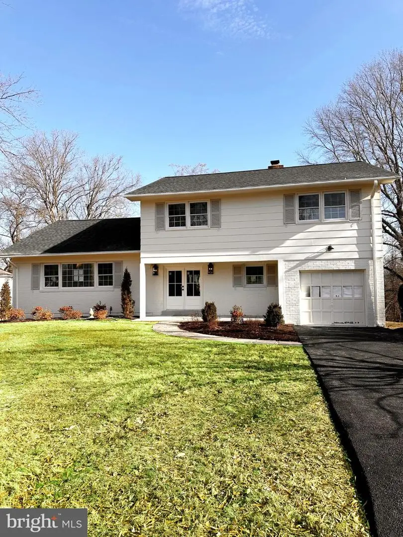 2612 Stirrup Ln, Alexandria, VA 22308 - Image #1