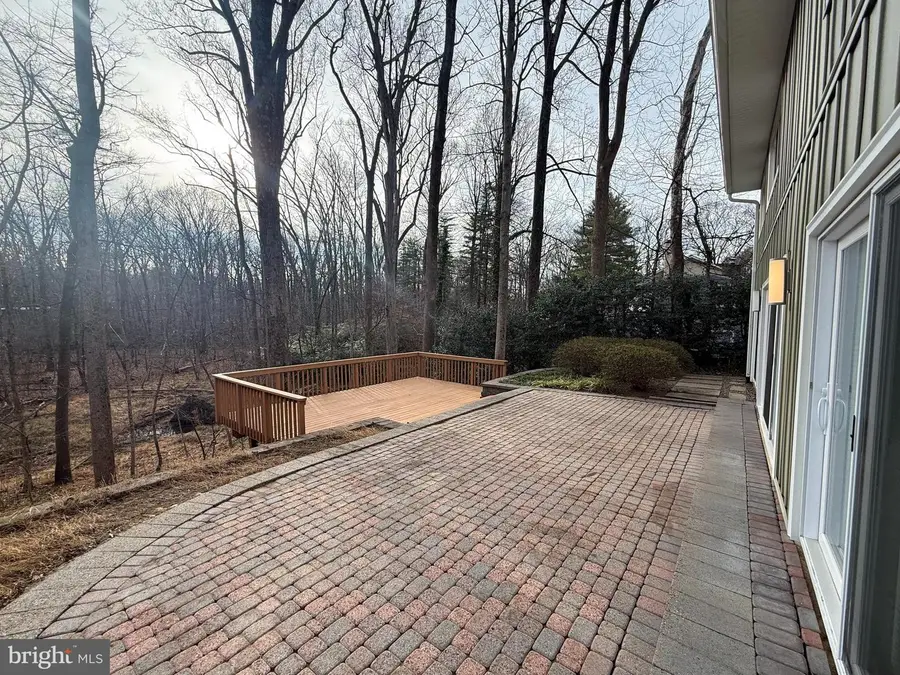 7315 Brad St, Falls Church, VA 22042 - Image #3