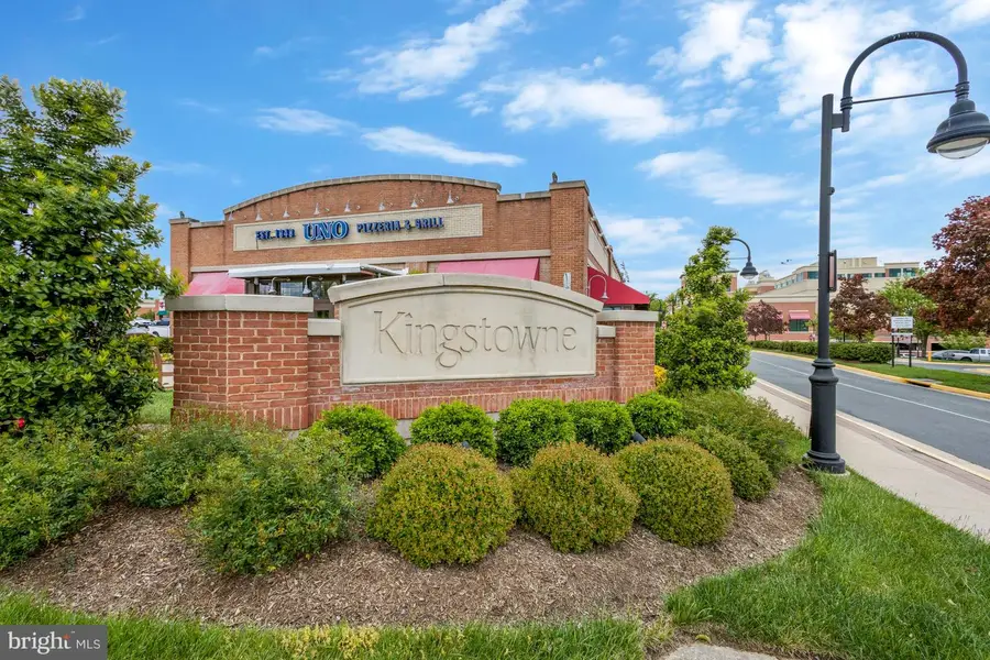 5905 Saint Giles Way, Alexandria, VA 22315 - Image #3