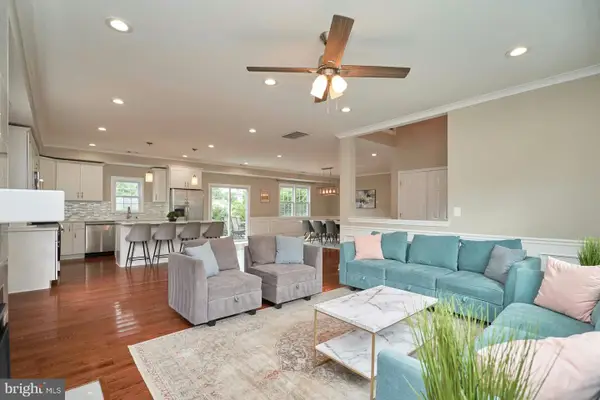 3244 Blundell Rd, FALLS CHURCH, VA 22042