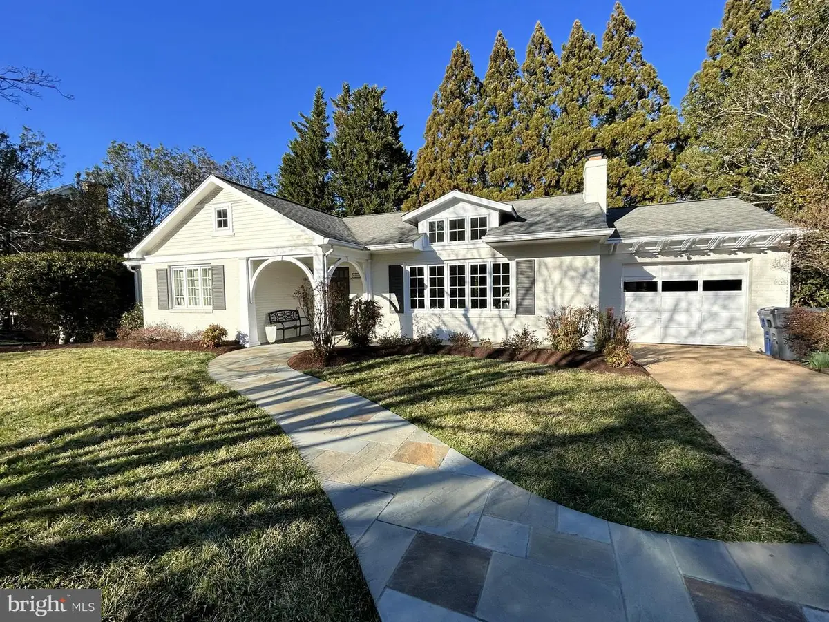 6156 Tompkins Dr, McLean, VA 22101 - #1