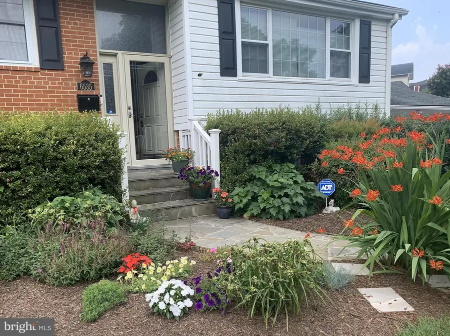 6535 Old Chesterbrook Rd, McLean, VA 22101 - Image #3