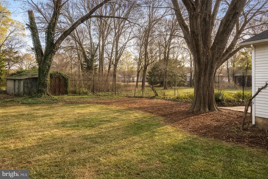 9704 Blake Ln, Fairfax, VA 22031 - #2