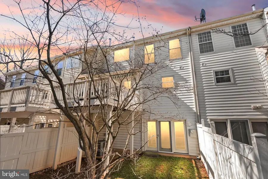 2709 Baronhurst Dr, Vienna, VA 22181 - #2