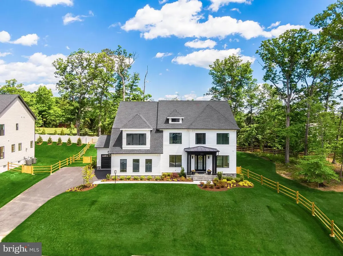 9209 Franks Point Ln, Lorton, VA 22079 - #1