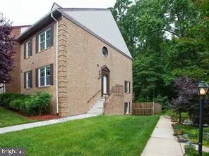 6024 Knights Ridge Way, ALEXANDRIA, VA 22310