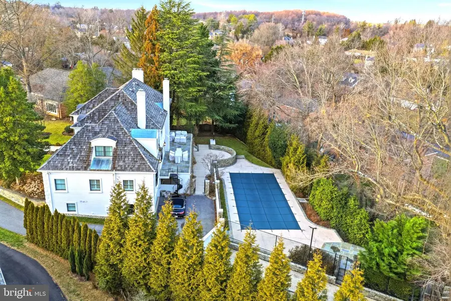 6202 Vernon Palmer Ct, McLean, VA 22101 - Image #3