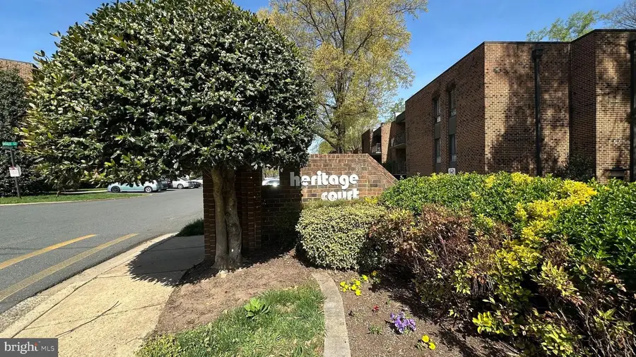 7800 Dassett Ct #204, Annandale, VA 22003 - #2