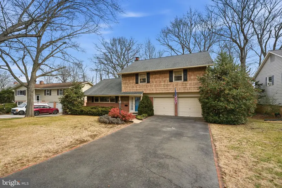 8517 Bound Brook Ln, Alexandria, VA 22309 - #2