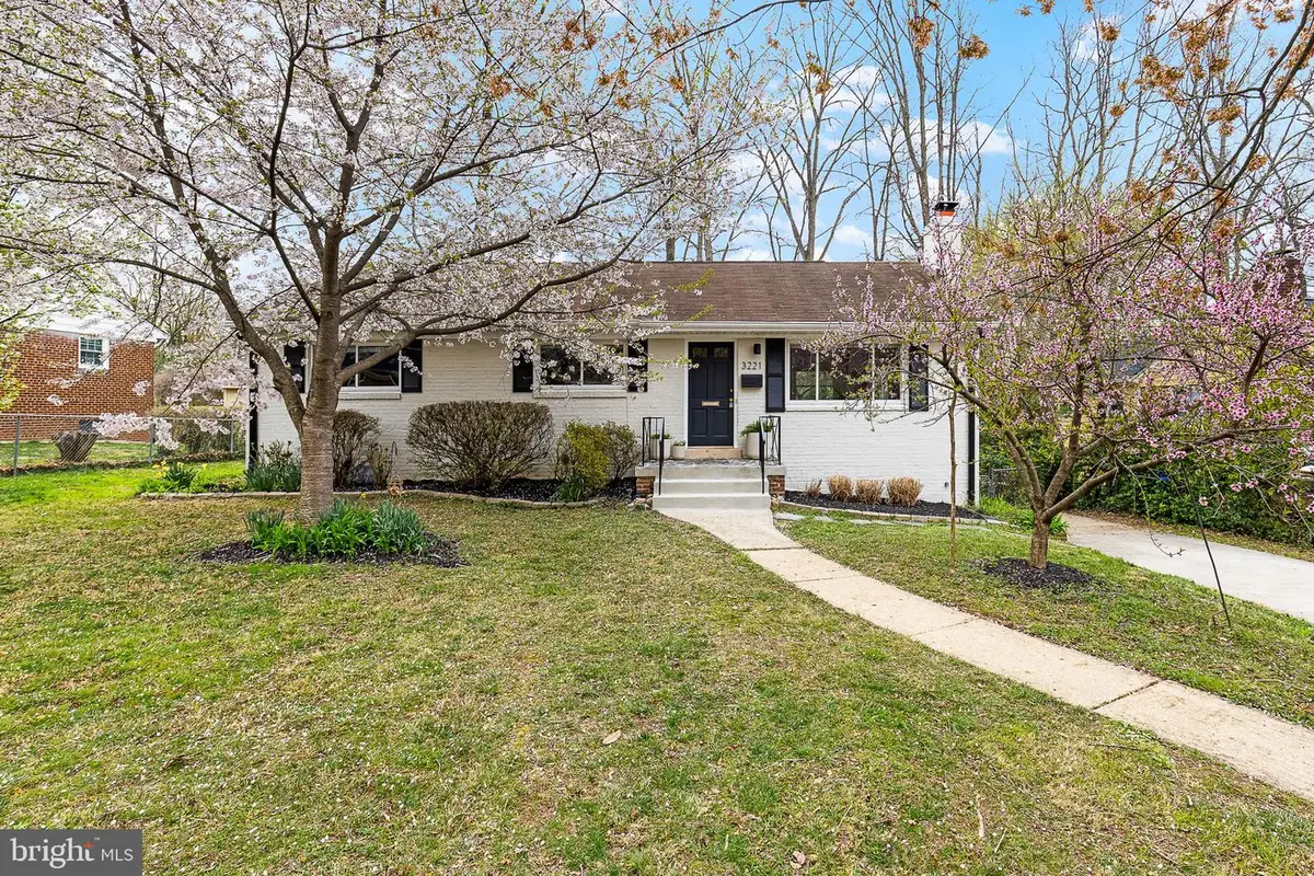 3221 Sherry Ct, Falls Church, VA 22042 - Image #1