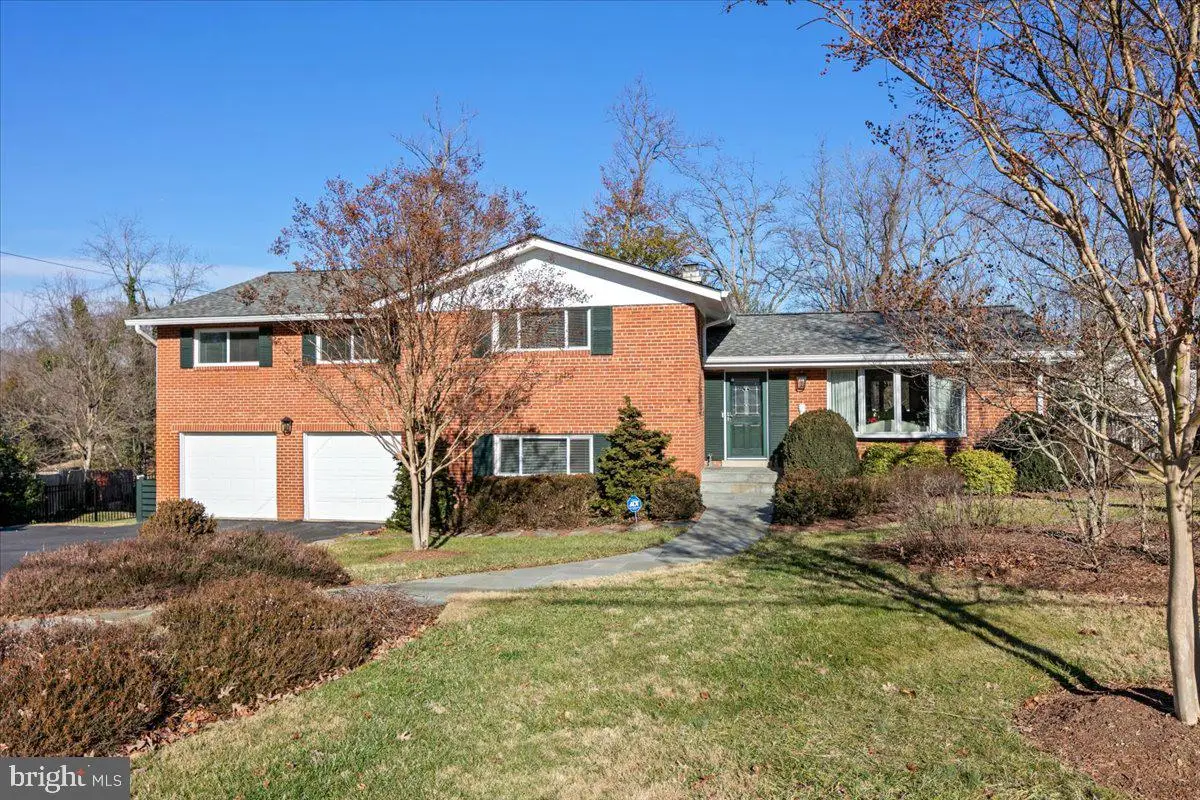 4008 Sulgrave Dr, Alexandria, VA 22309 - Image #1