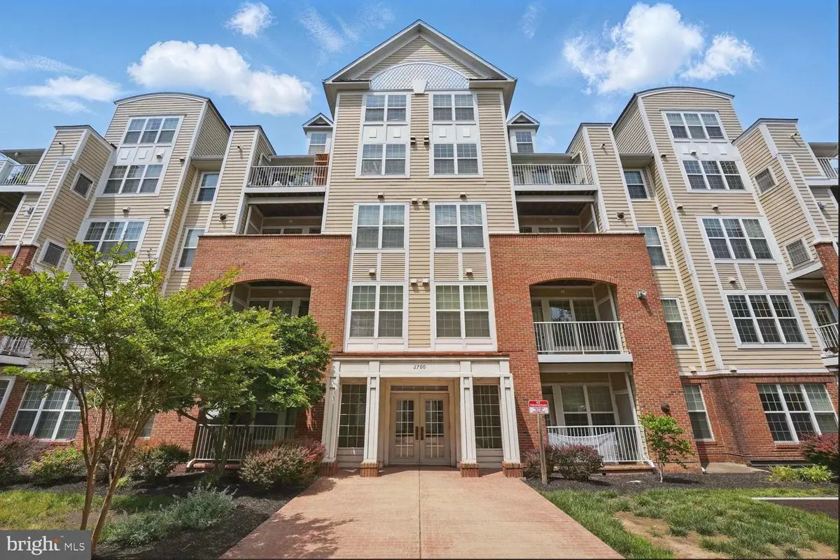 2700 Bellforest Ct #201, Vienna, VA 22180 - Image #1
