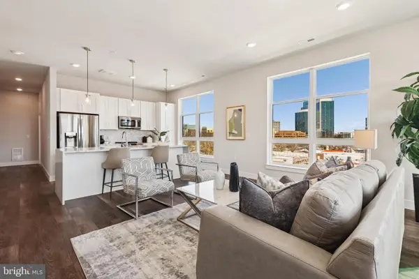 1761 Old Meadow Rd #517, MCLEAN, VA 22102