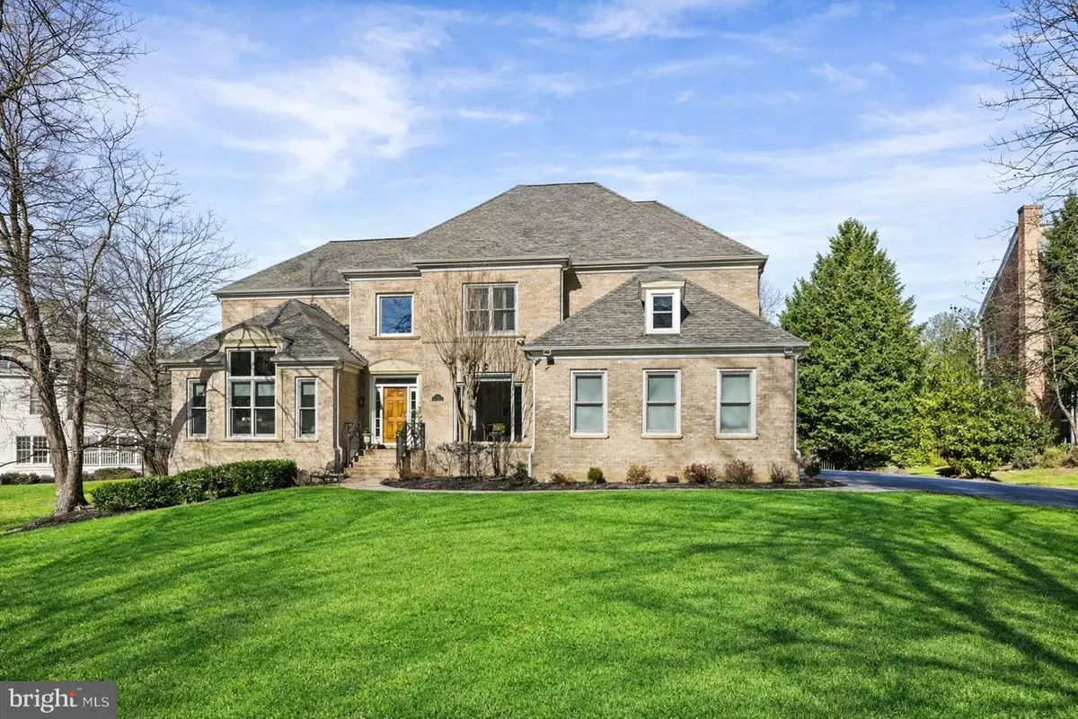 1411 Woodhurst Blvd, McLean, VA 22102 - Image #1