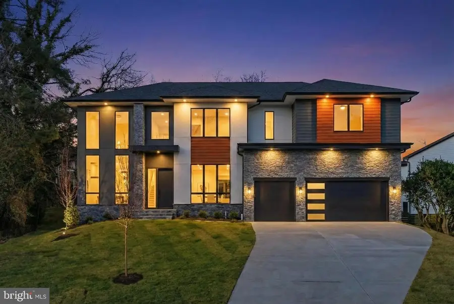 1715 Maxwell Ct, McLean, VA 22101 - Image #2