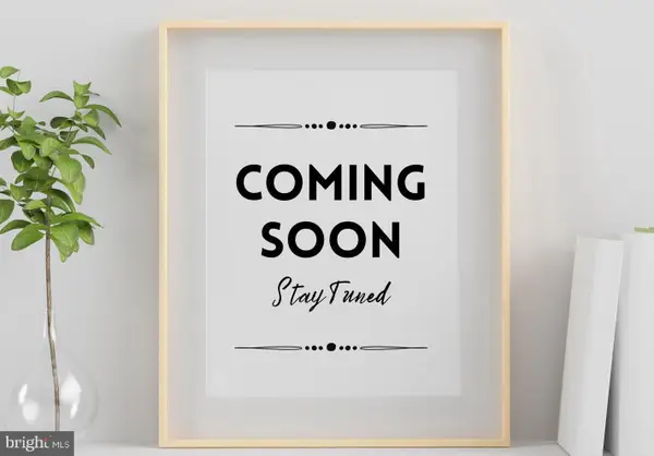 4913 Erie St, ANNANDALE, VA 22003