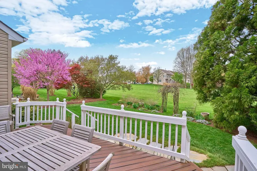 10812 Crippen Vale Ct, Reston, VA 20194 - Image #3