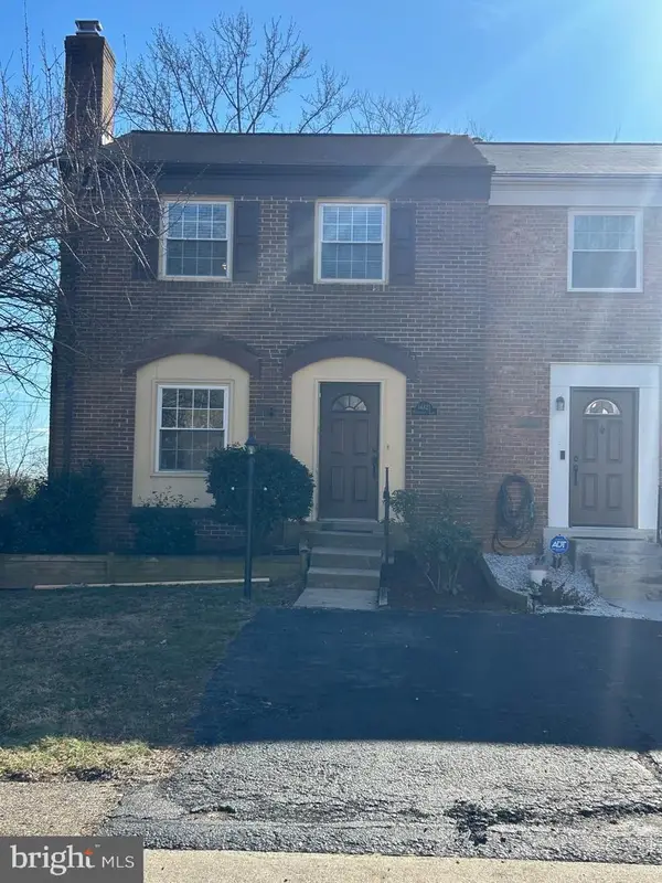 14821 Haymarket Ln, CENTREVILLE, VA 20120