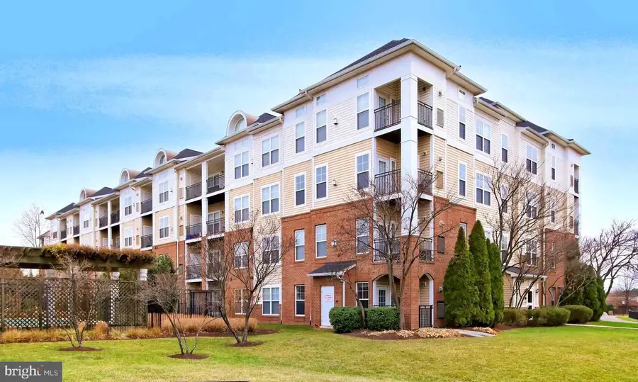3840 Lightfoot St #345, Chantilly, VA 20151 - Image #2