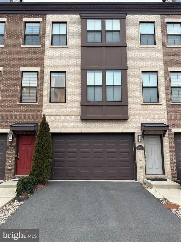 3122 Alan Shepard St, HERNDON, VA 20171