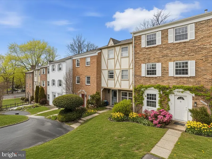 14846 Haymarket Ln, Centreville, VA 20120 - #3