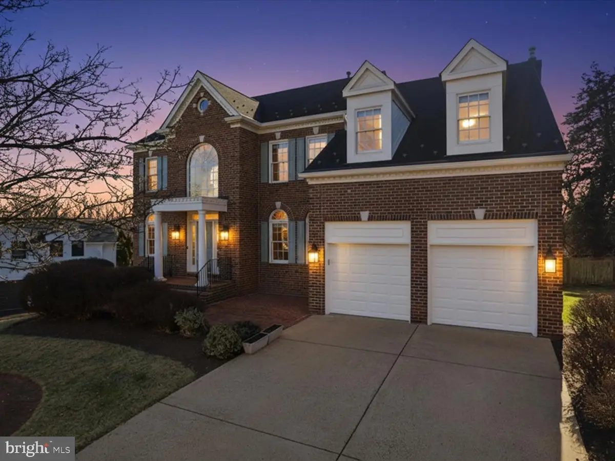 2310 Colonel Lindsay Ct, Falls Church, VA 22043 - Image #1
