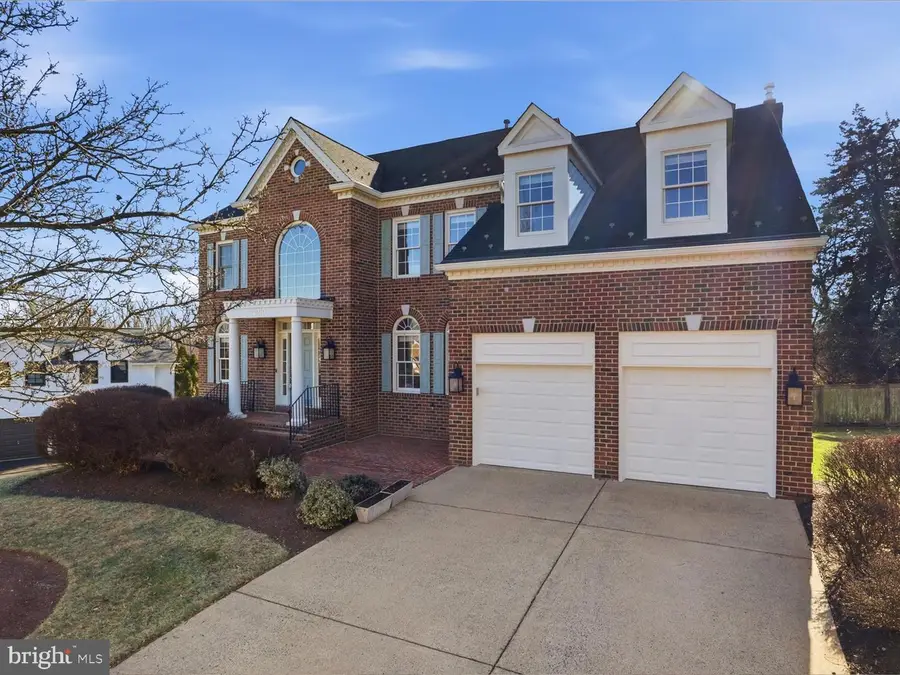 2310 Colonel Lindsay Ct, Falls Church, VA 22043 - Image #3