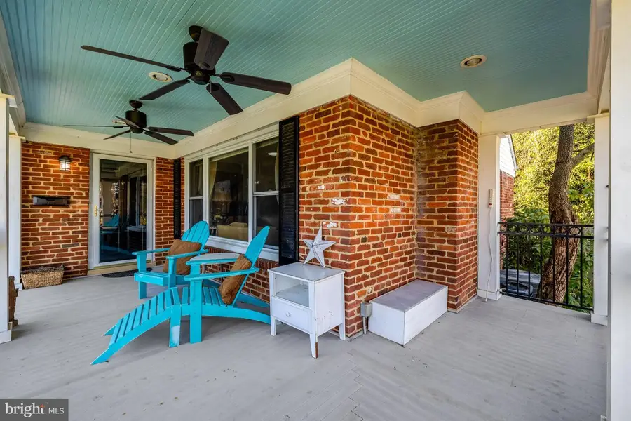 6631 Kirkley Ave, McLean, VA 22101 - #2