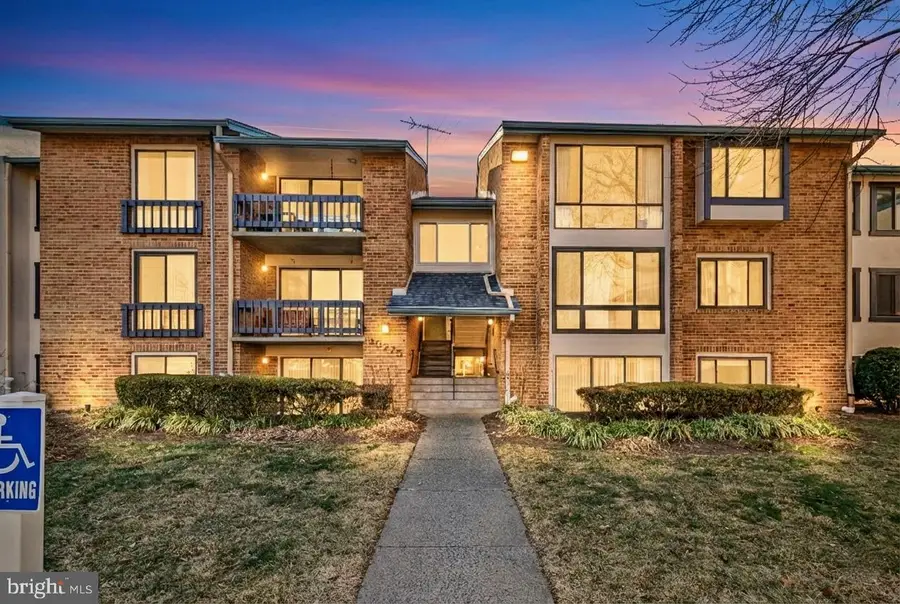 10225 Valentino Dr #7214, Oakton, VA 22124 - Image #3